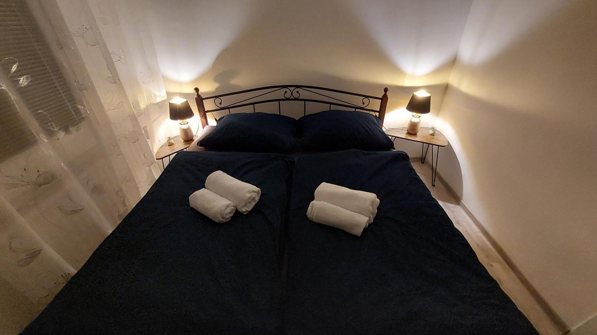 Apartman Surany Dış mekan fotoğraf