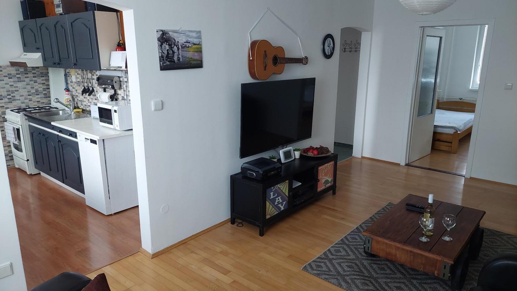 Apartman Surany Dış mekan fotoğraf