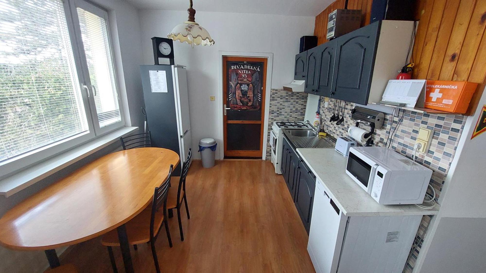 Apartman Surany Dış mekan fotoğraf
