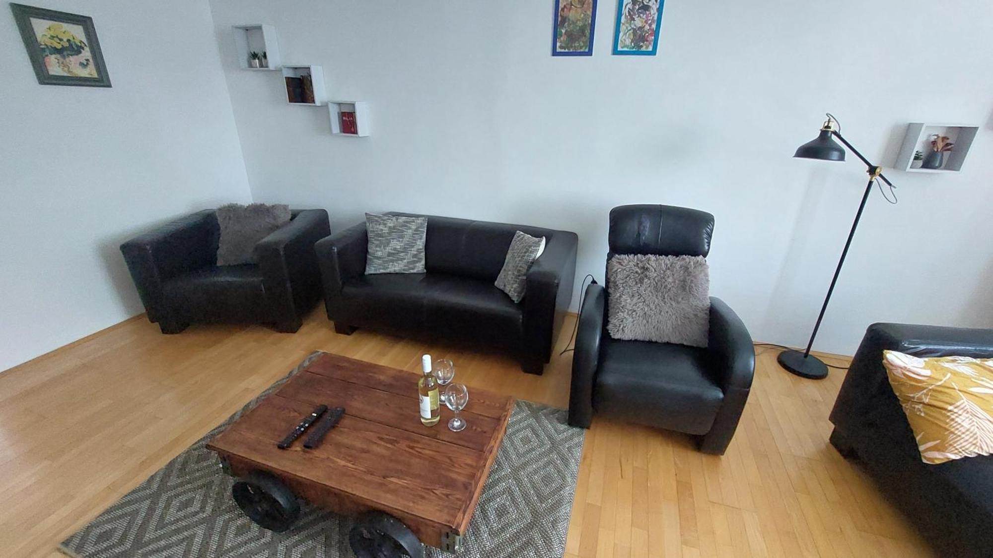 Apartman Surany Dış mekan fotoğraf